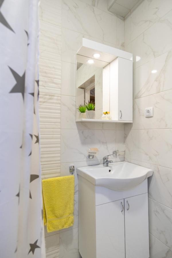 Apartments Solar Требине Екстериор снимка